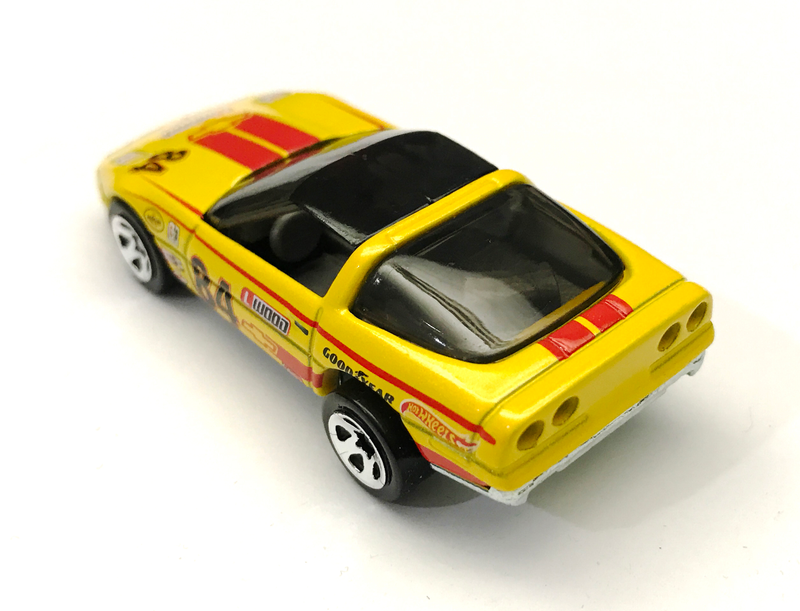 Illustration for article titled The Corvette Challenge Diecast I Never Knew I Wanted